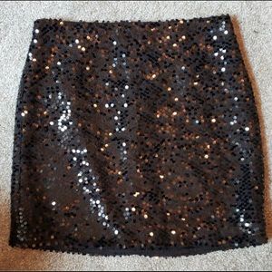 Kenar sequin mini skirt